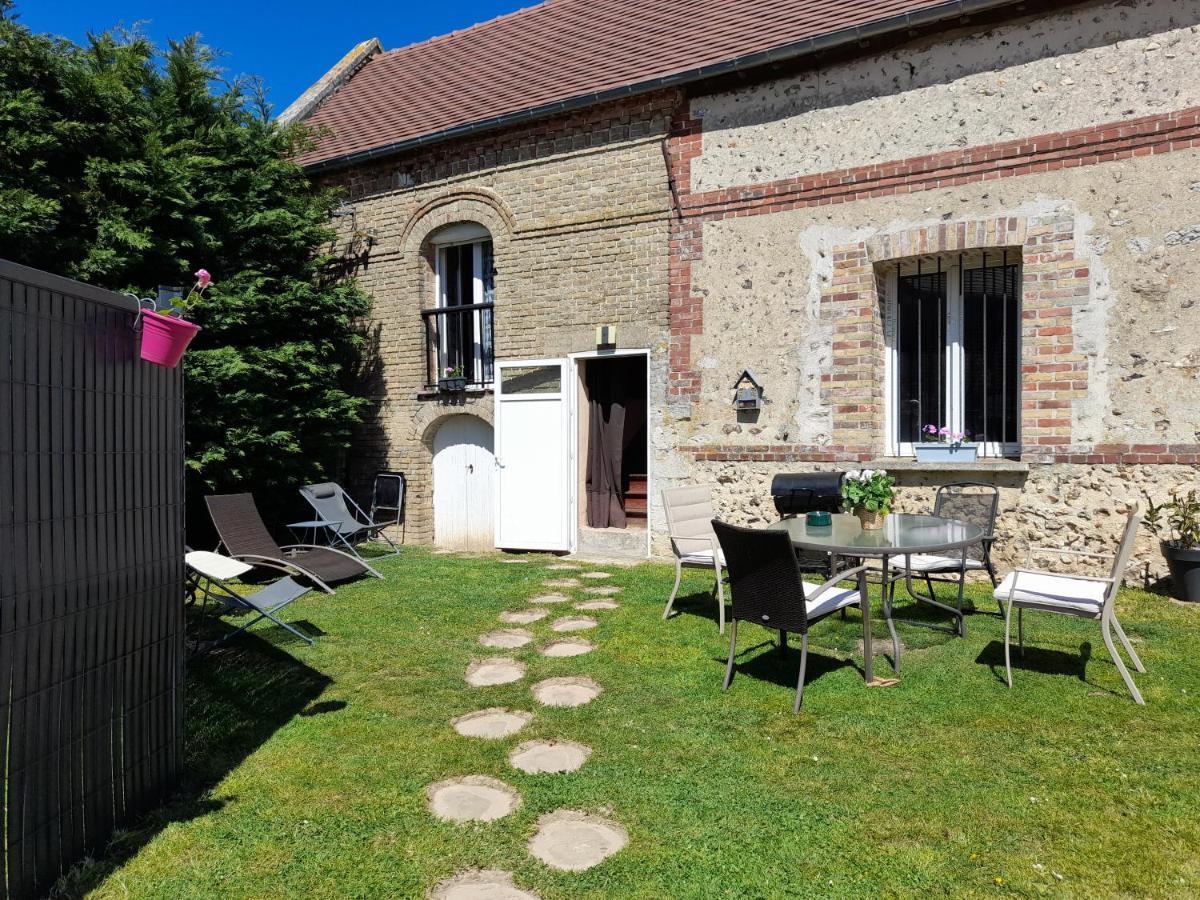 Gite De La Baguelande Les Andelys Esterno foto